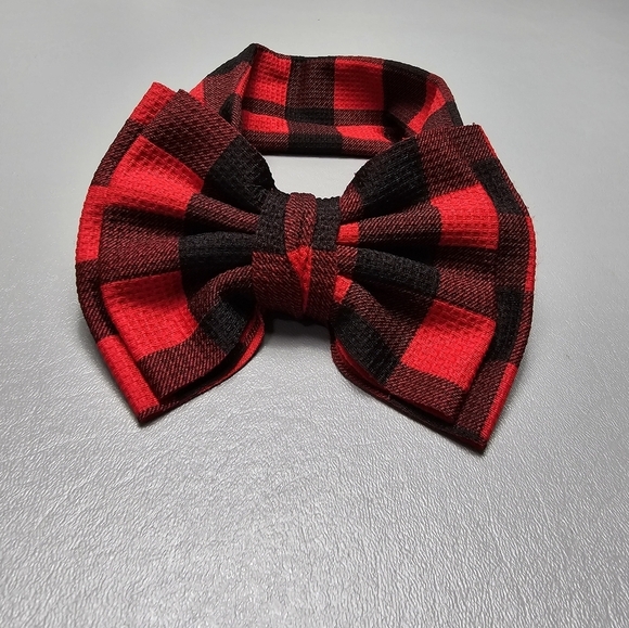 girls red and black checkered large bow headband - Picture 2 of 5
